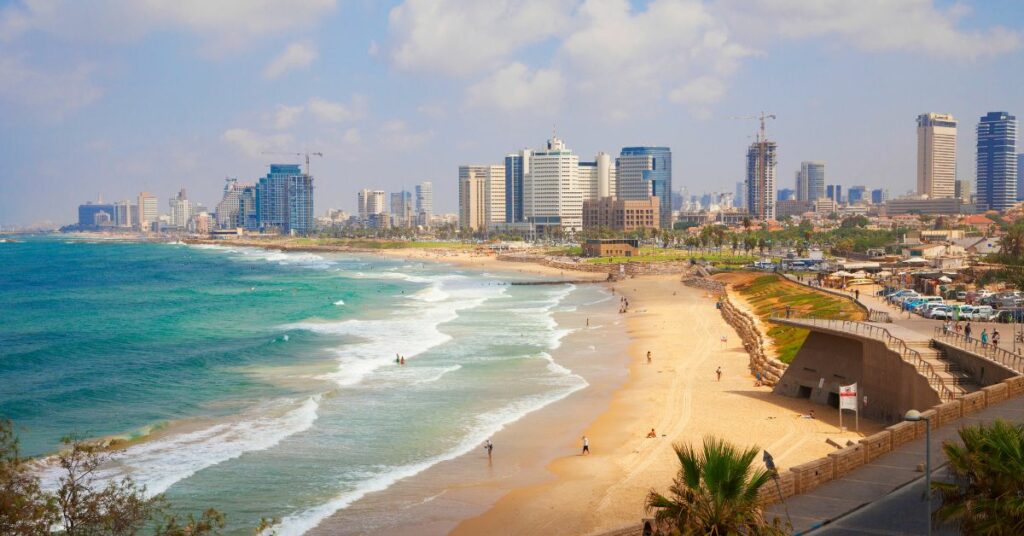 תל אביב עיר התיירות, המסיבות והעסקים  